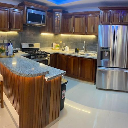 Vip Home サンティアゴ・デ・ロス・カバリェロス エクステリア 写真